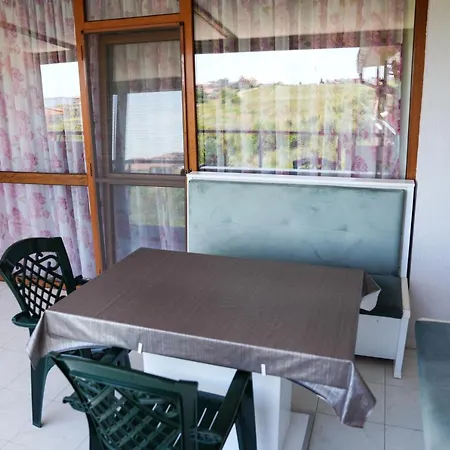 Akladi Family Hotel Chernomorets