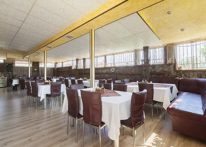 Ξενοδοχείο Akladi Family Τσερνομόρετς