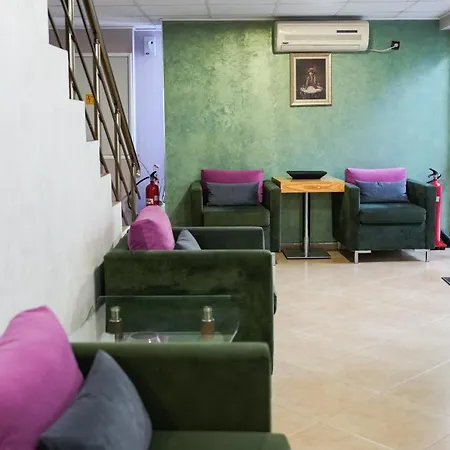 Hotel Akladi Family